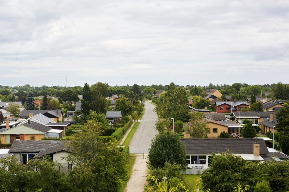 Færre boliger til salg: Udbuddet falder på tværs af alle boligtyper