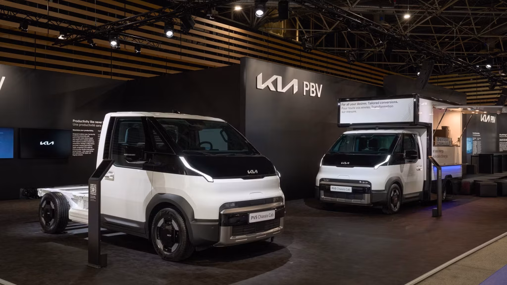Kia præsenterer PV5 Chassis Cab og “Kia Business Solutions Ecosystem” på SOLUTRANS 2025