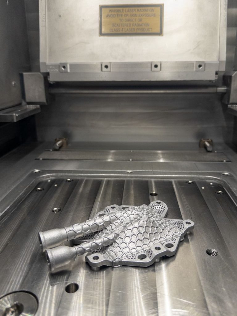 Nøglekomponenten i systemet er en fordamper, som Heatflow og Teknologisk Institut har udviklet og fremstillet ved hjælp af 3D-print. Foto: Teknologisk Institut
