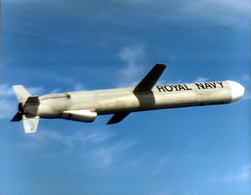 Situationsbillelde: Photo: ROYAL NAVY IMAGE/MOD, OGL v1.0OGL v1.0, via Wikimedia Commons