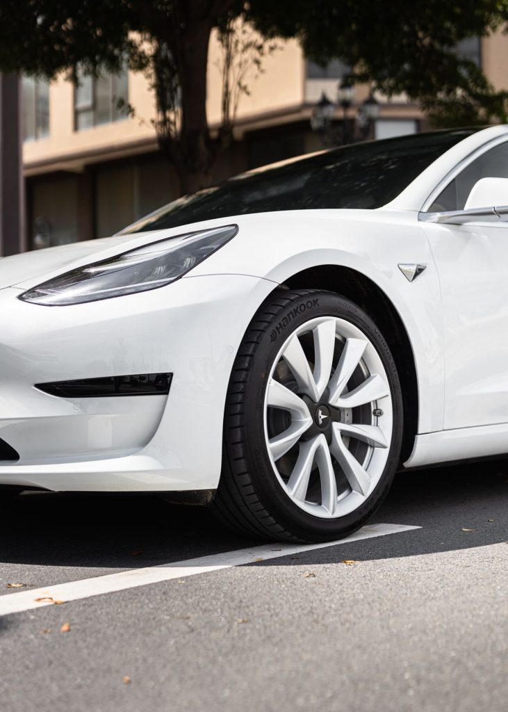 Det skulle være en DoorDash-levering – men endte som en dødelig Tesla-sag
